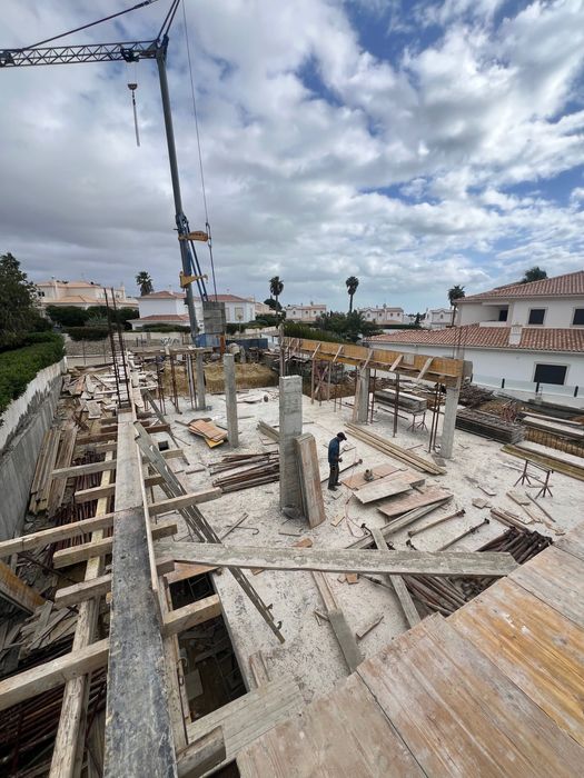 Profissional e Sólida423380153764433923