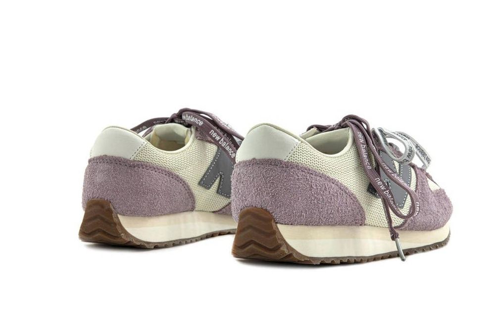 Рожеві кросівки New Balance 471 розмір 36-40