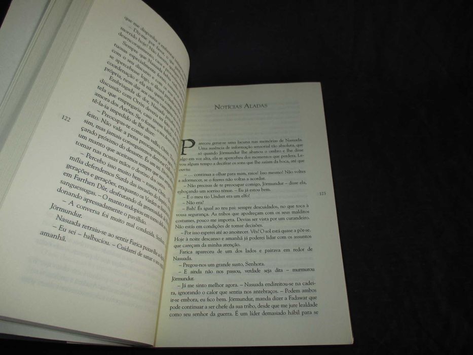 Livro Eragon Christopher Paolini Colecção O Ciclo da Herança