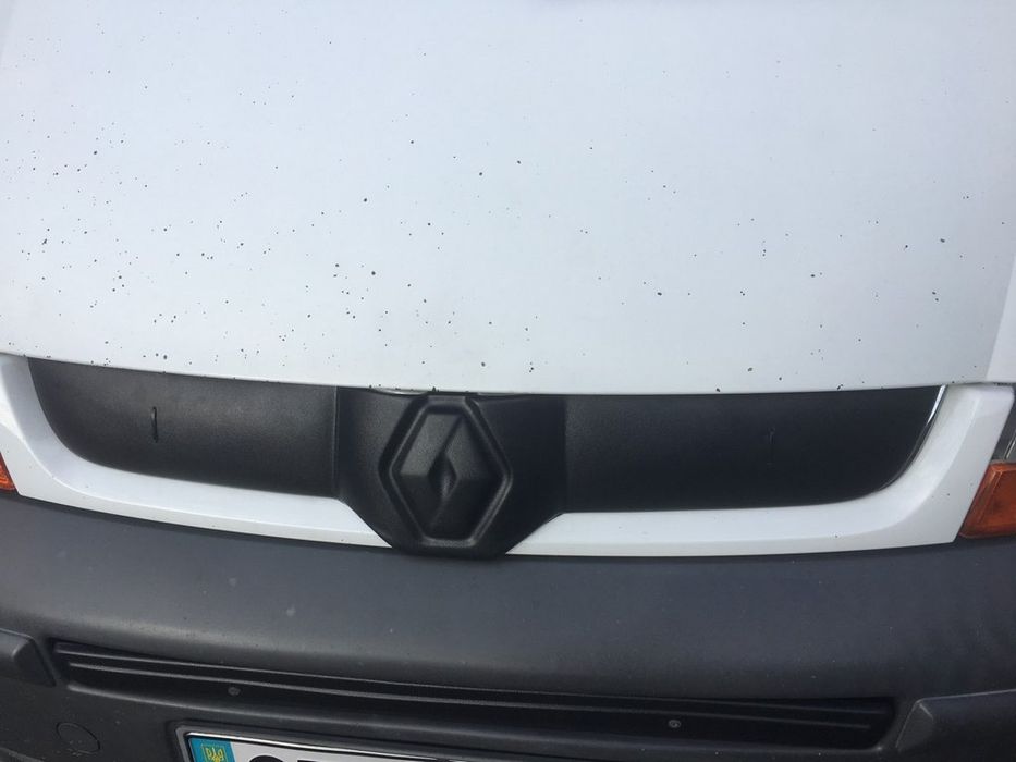 ВИГІДНО! Зимова накладка на решітку Рено Трафік (днфлектор). Дзвони!