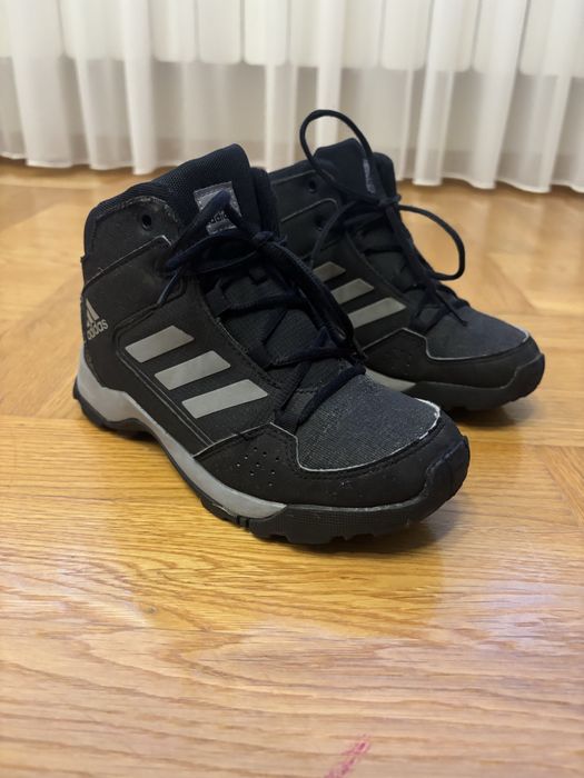 Buty adidas traxion 33