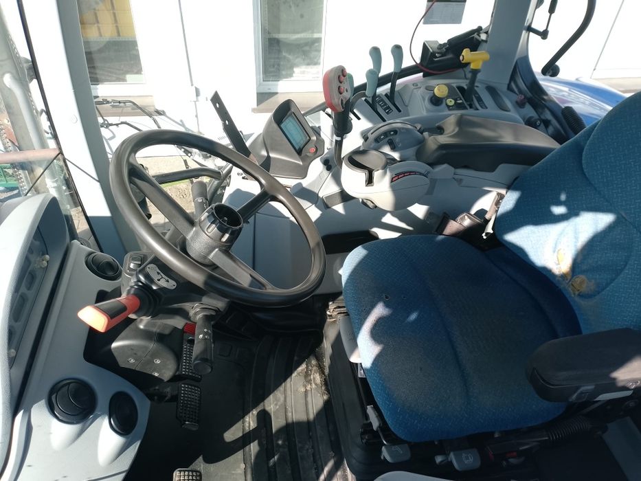 New Holland T7.235 sprowadzony