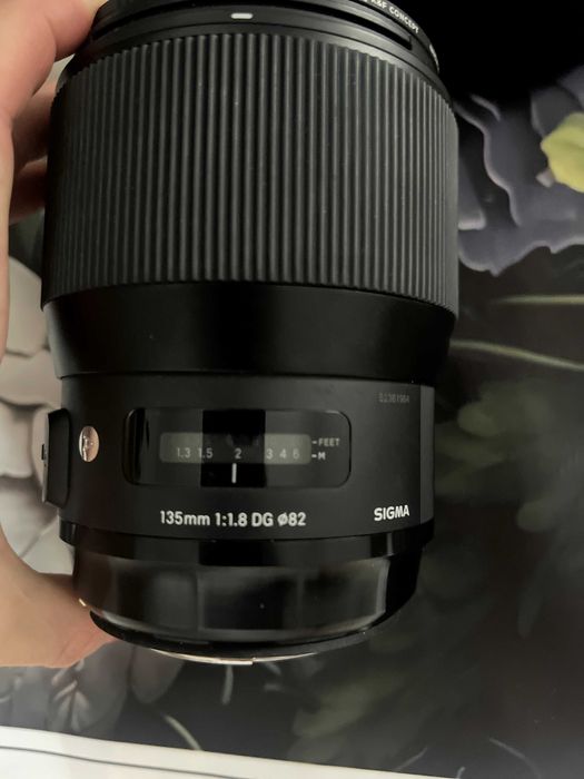 Lente Sigma 135mm f/1.8 DG HSM ART (Canon Mount)