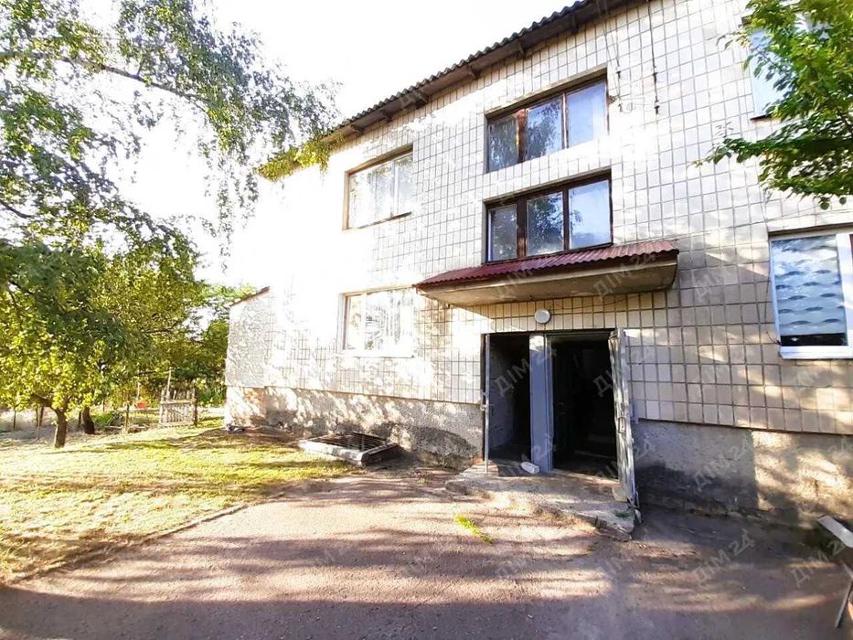 Двокімнатна квартира в Микільському.