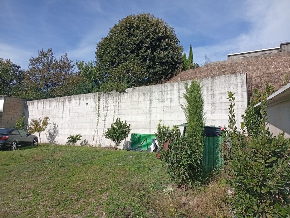 Terreno para construção – 1.000 m² – Meinedo, Lousada | Rio Sousa / Moinhos de Pias
