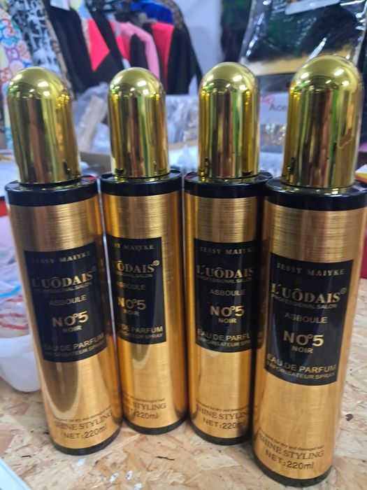 Cacheador de cabelo efeito molhado