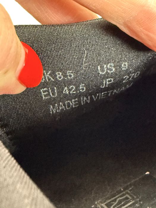 Кросівки чоловічі Helly Hansen 42.5(27)