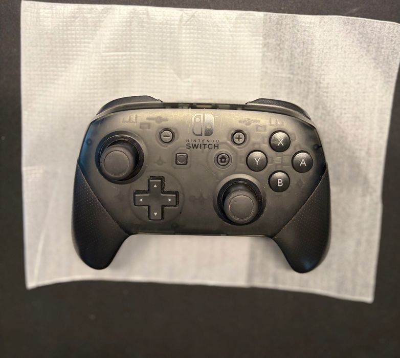 Consola Nintendo switch + Pro controller + jogos