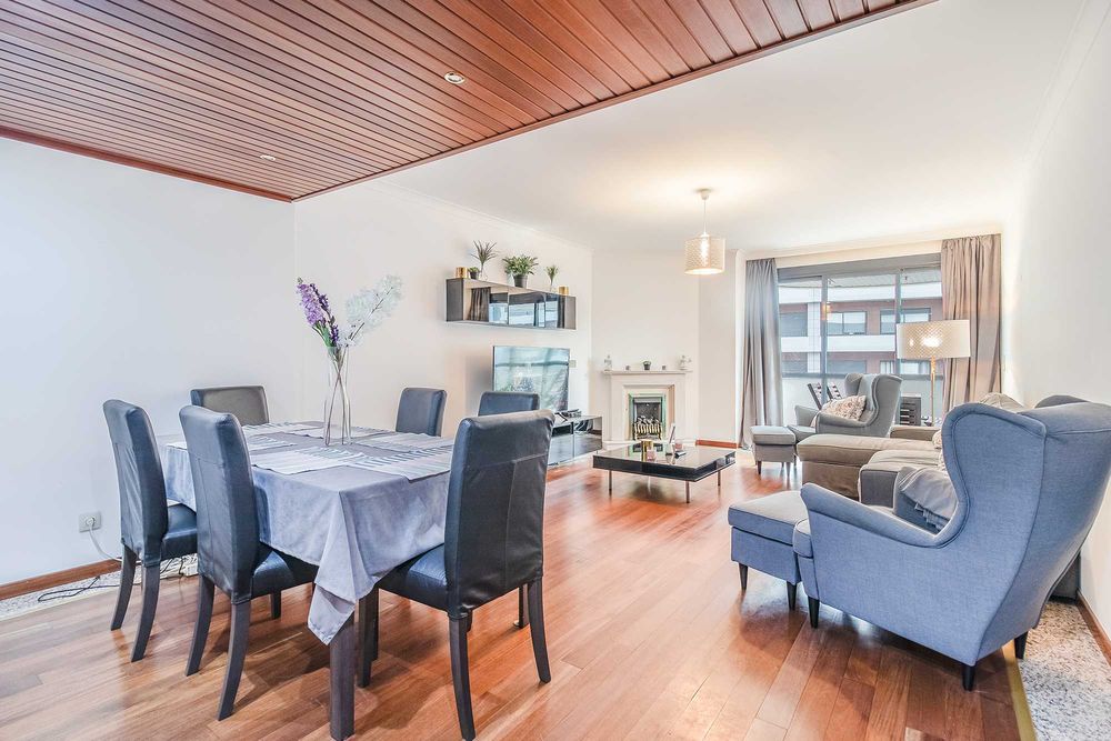 Apartamento T2 c/ box e arrecadação - Parque das Nações, Lisboa