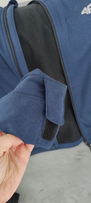 Kurtka Softshell 4f