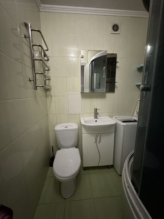 Кв-ра центр, глобал. погодинно, подобово, вокзали