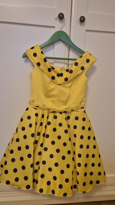 Святкова дитяча сукня в горох в ретро стилі 