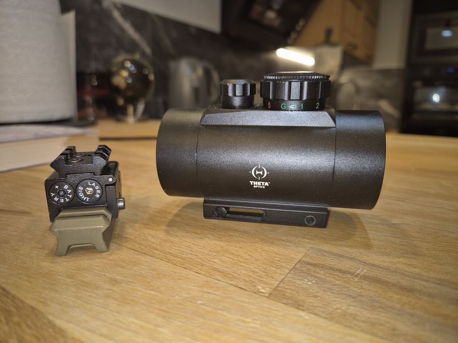 Theta Optics Kolimator Red Dot 1X40 Czarny Tho 10 007859