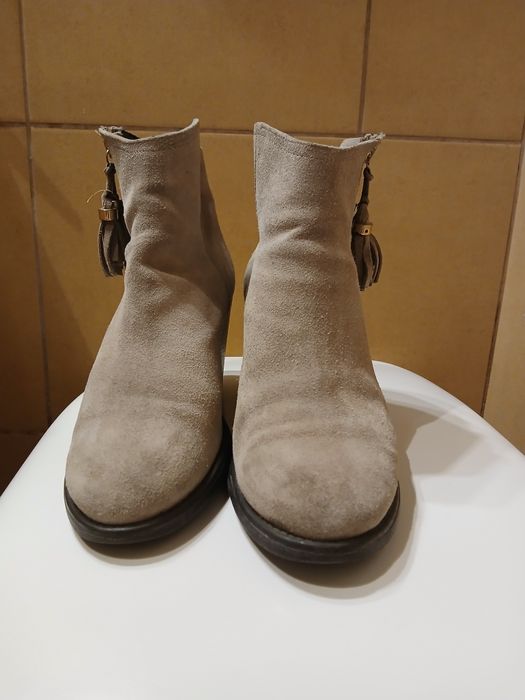 Botki damskie na obcasie