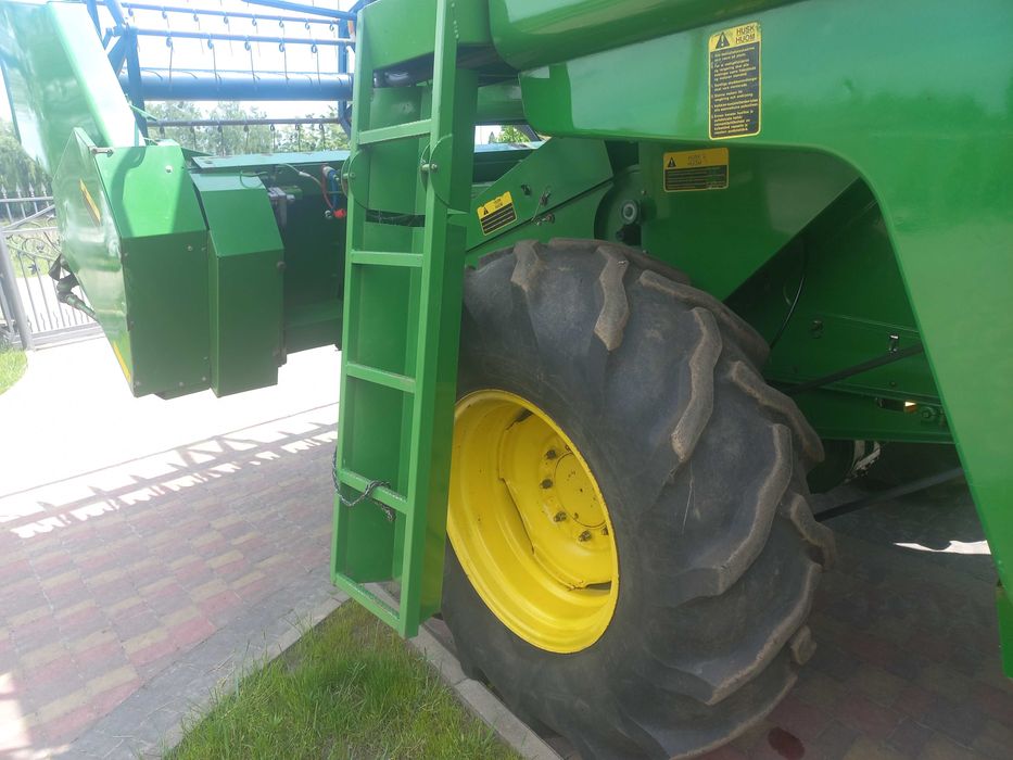 Комбайн John deere 1052
