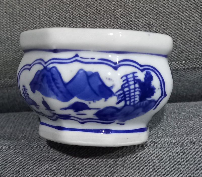 Mini-vaso vintage, azul e branco