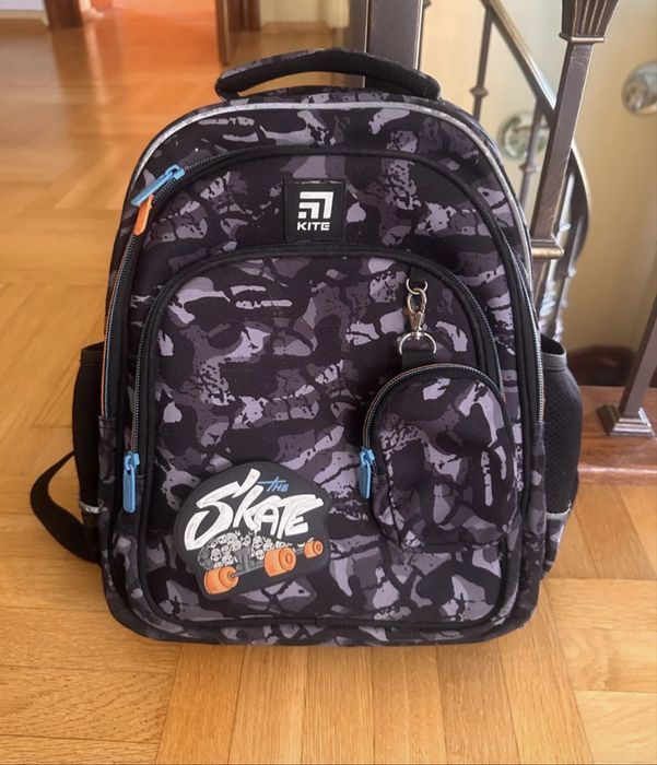 Якісний ортопедичний рюкзак Kite Ergo Kids. Стан нового!