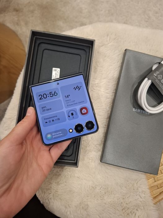 Samsung Z Flip 7