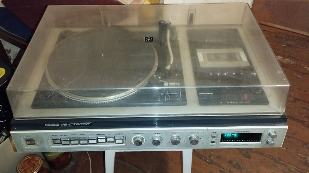 Проигрыватель пластинок и кассет Вега-119 Stereo под ремонт