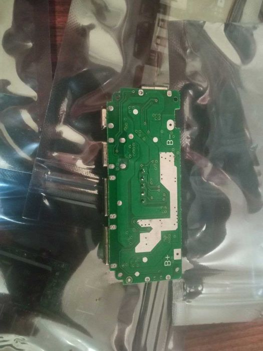 Плата для powerbank 5В 2,4А з дисплеєм