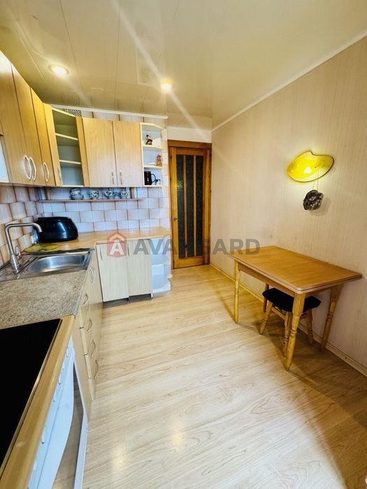 Продам 2 ком с мебелью и техникой 30999$, Без комиссии