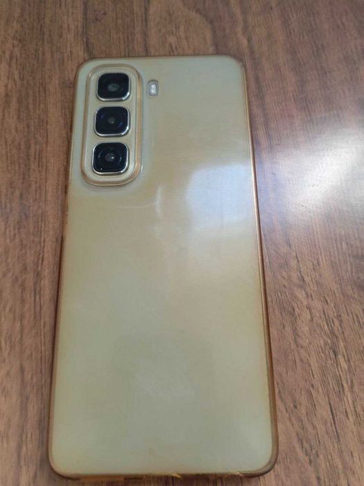 Обменяю infinix hot 50 на айфон XR-XS или на 11