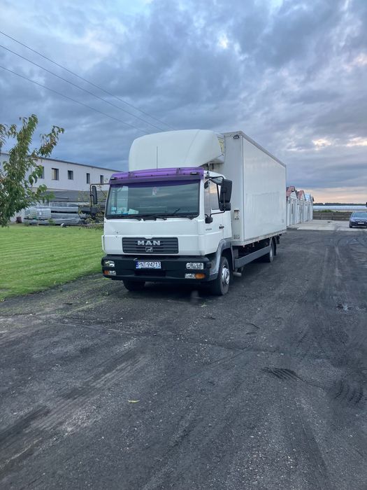 Man LE 12.220 chłodnia Carier 850 stare tacho