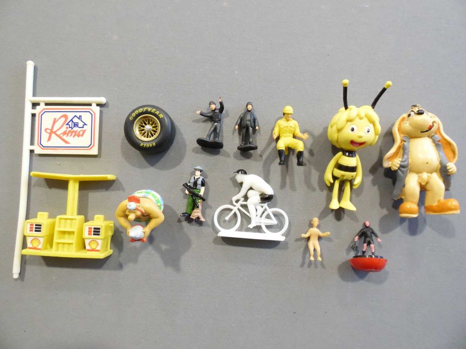 Peças, bonecos, diversos