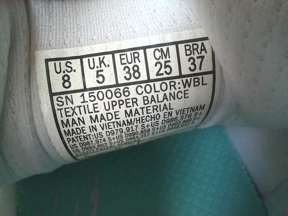 Чудові кросівки Skechers 38-38,5 р.