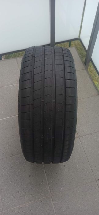 Opona  Goodyear 235/35r19 Asymmetric 6