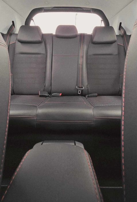 Peugeot 208 GT LINE versão 1.2 pure tech S