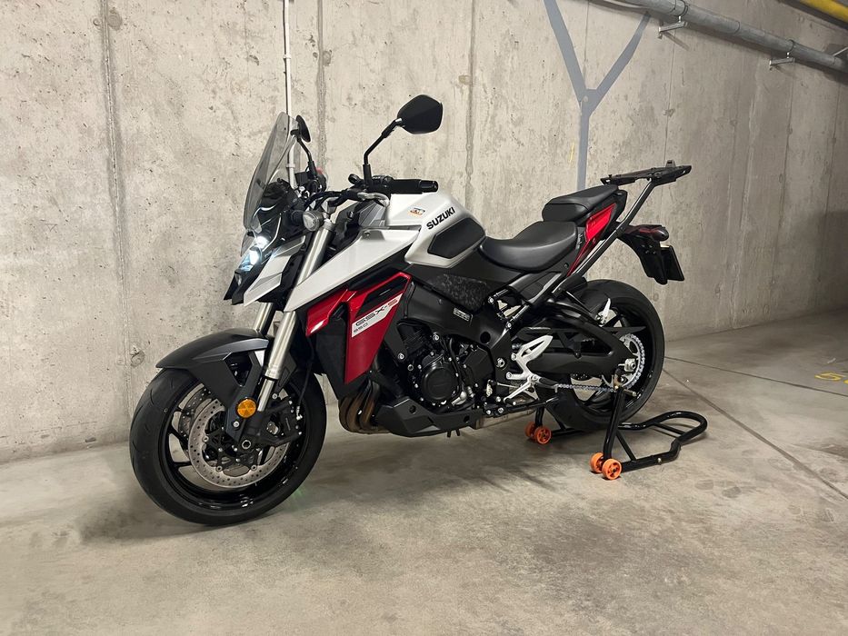 Suzuki