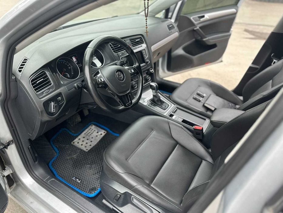 Volkswagen e-Golf SEL 2015 Максимальная комплектация CCS Кожа