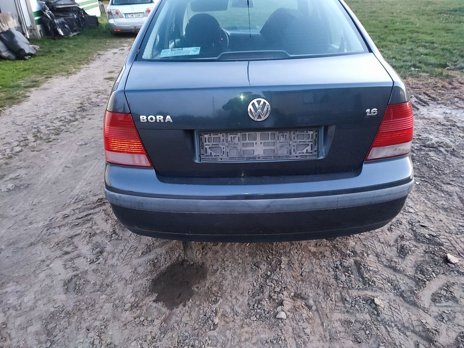 Bora lc7v sedan zderzak tył tylny i inne