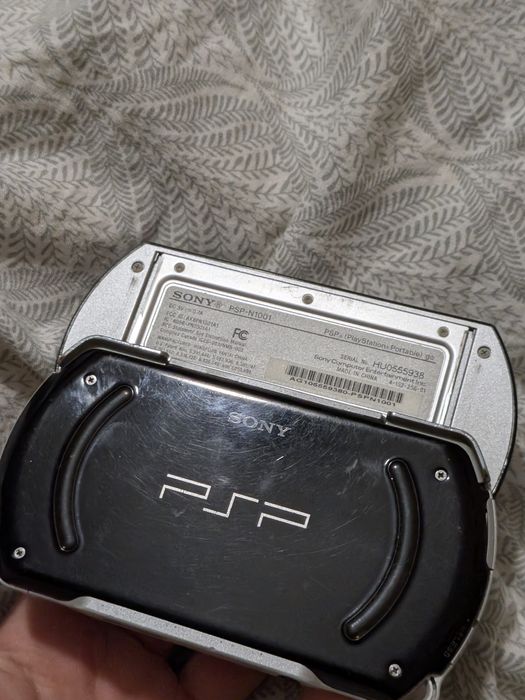 Приставка PSP Go + карта 2гб