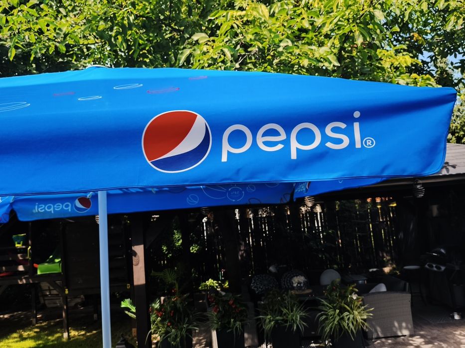 Pepsi  NOWY duży parasol ogrodowy ogródek piwny  z solidna podstawą komplet, zadaszenie pergola altanka