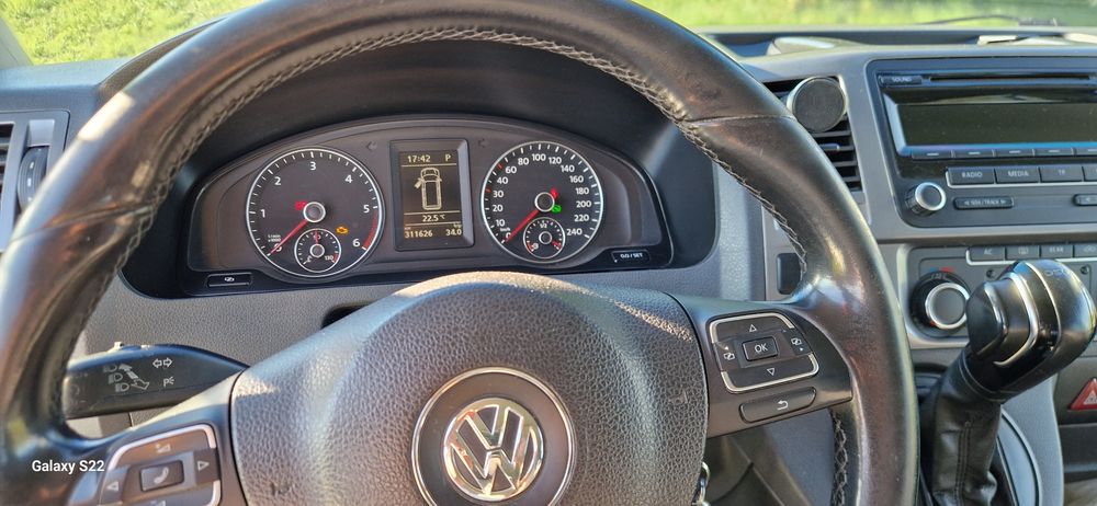 Продається Volkswagen Multivan T5