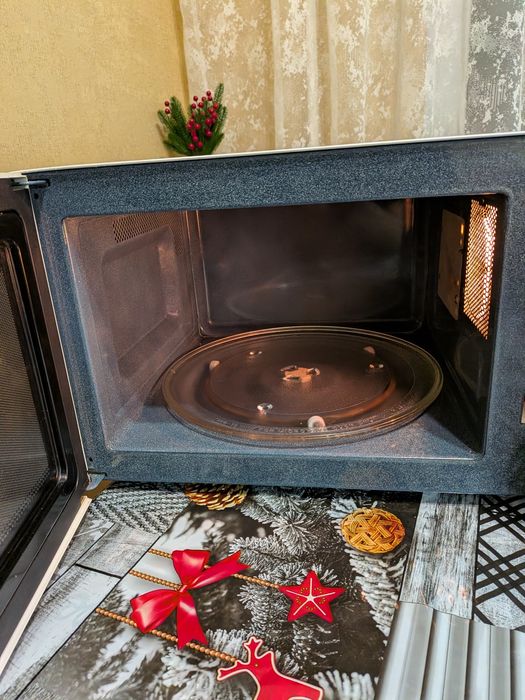 Мікрохвильовка Samsung 28 літр