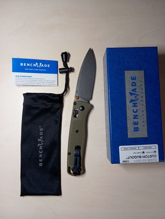 Benchmade bugout 535 (blue class)