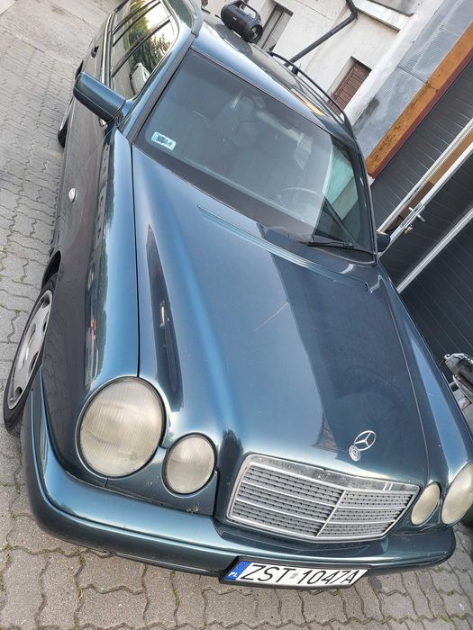 Mercedes W210 300td  1999r cześci OM606 automat