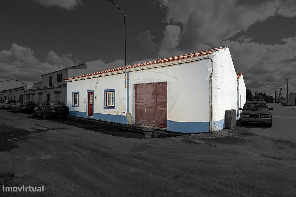 T3 Detached House for Sale
