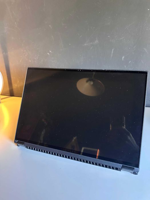 ASUS ROG Flow X16 (Ecrã Mini-LED) | i9, RTX 4070, 64GB RAM | Como Novo