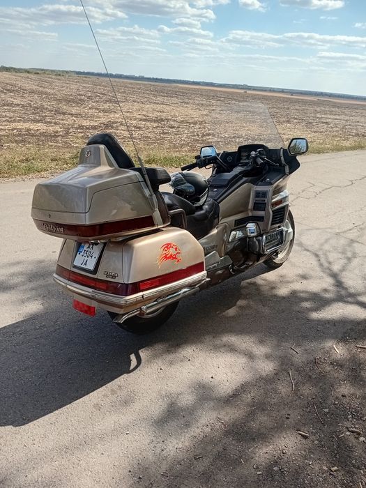 Хонда Голд Вінг GL 1500