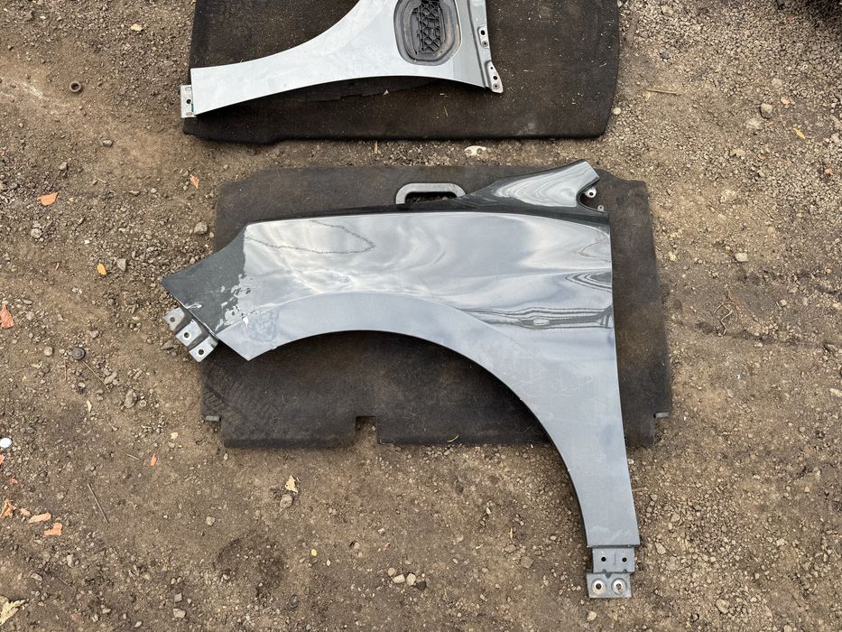 Крило переднє ліве Chevrolet Equinox
