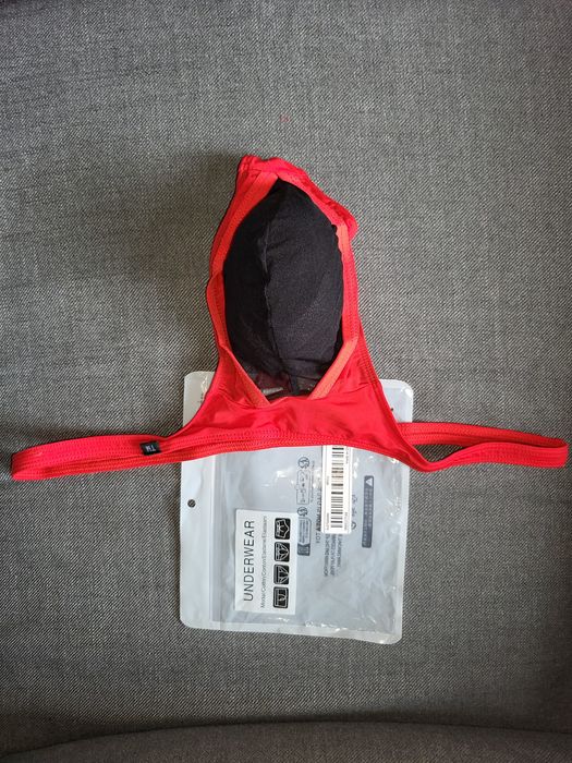 Super wygodne seksi stringi z kieszonką