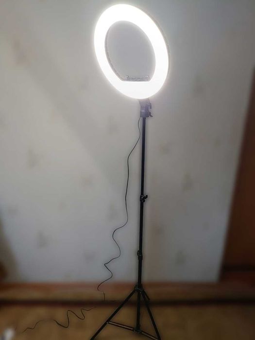 Кольцевая LED лампа RL-14