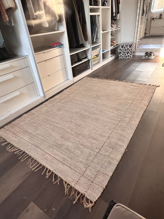 Carpete retro.Feito a mão.