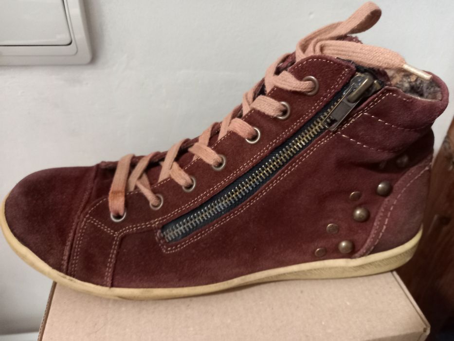 Высокие замшевые кеды Remonte