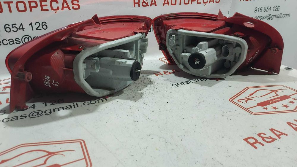 Farolim Farolins Esquerdo Direito Seat Ibiza 6J Original