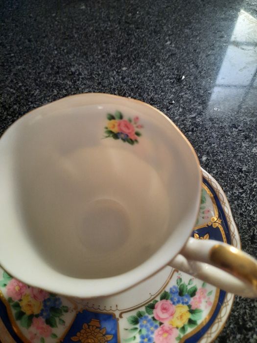 Chávena e pires porcelana do Japão